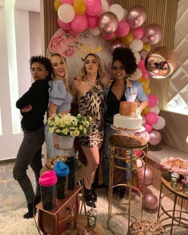 Glamour festeja aniversário com famosas no Rio.(Imagem:Reprodução/Instagram)