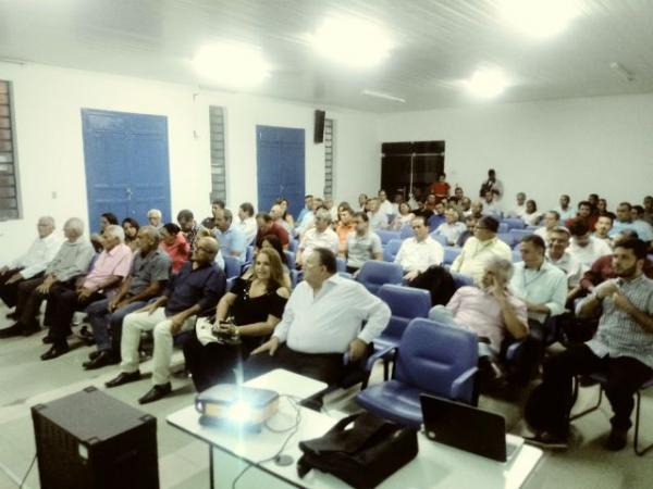 Codevasf discute navegabilidade do Rio Parnaíba com autoridades de Floriano.(Imagem:FlorianoNews)