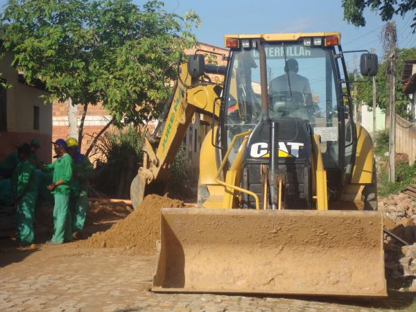 Trabalhadores Obras do Esgotamento Sanitario(Imagem:Redação)