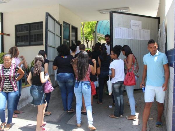 ENEM 2016- DOMINGO (6) - TERESINA (PI) - Portões são abertos para o 2º dia de provas no Piauí.(Imagem:Wenner Tito/G1)