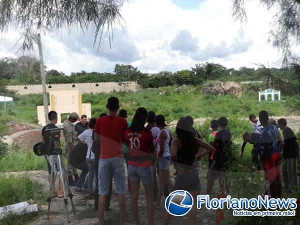 Bombeiros realizaram treinamento com equipe técnica e elenco da Paixão de Cristo.(Imagem:FlorianoNews)