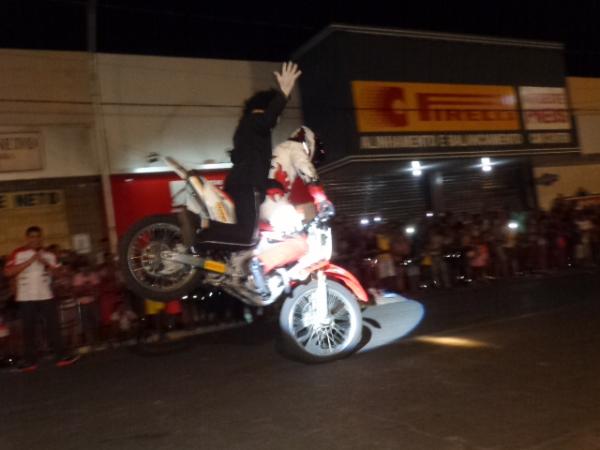 Cajueiro Motos promoveu Show de manobras com a Equipe Força e Acão em Floriano.(Imagem:FlorianoNews)