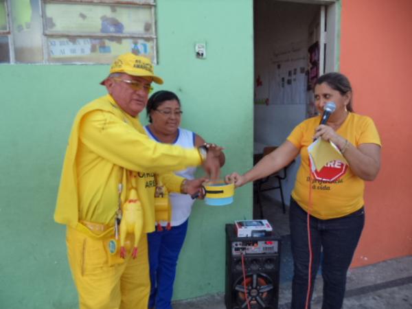 Professora Rosário ganha tablet em sorteio da Escola Mega de Floriano.(Imagem:FlorianoNews)