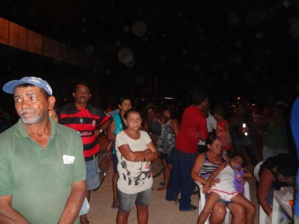 Manifestantes do Movimento Sem teto (Imagem:FlorianoNews)