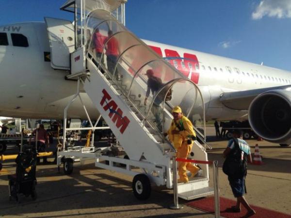 Repórter Amarelinho e Prefeito Gilberto Jr embarcaram no aeroporto de Teresina.(Imagem:FlorianoNews)