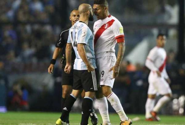 Seleção de Messi precisa vencer para se garantir, ao menos, na repescagem.(Imagem:REUTERS/Marcos Brindicci)