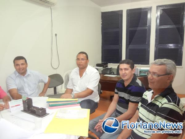 Comissão Organizadora do Carnaval realizou reunião de trabalho.(Imagem:FlorianoNews)