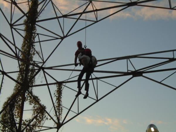 Homem é resgatado de torre de telefonia em Floriano.(Imagem:FlorianoNews)