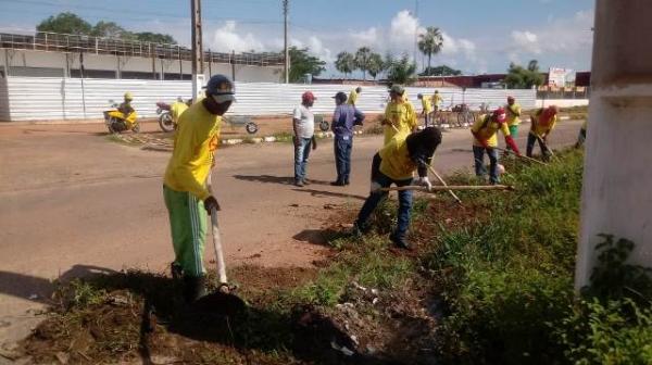 Mutirão 'Floriano Limpa' inicia trabalhos nos bairros da cidade(Imagem:FlorianoNews)
