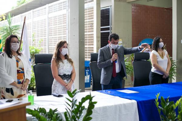 Outorga de grau foi concedida para formandos do  Campus Ministro Reis Velloso, em Parnaíba(Imagem:Reprodução)