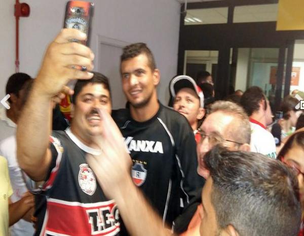 Torcida fez festa no Aeroporto e a decisão será River x Botafogo-SP(Imagem:Cidadeverde.com)