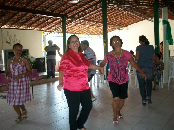 Servidores aposentados são homenageados pelo SINTE-PI.(Imagem:FlorianoNews)