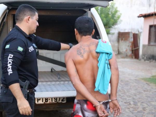 Presos estão são levados para a Delegacia de Camp Maior.(Imagem:Divulgação/Polícia Civil)