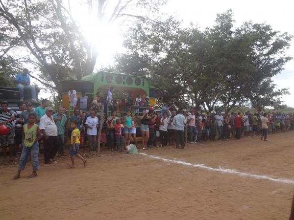 Corrida de cavalos marcou encerramento da festa do vaqueiro em Marcos Parente.(Imagem:FlorianoNews)