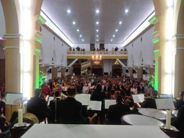 Orquestra Sinfônica de Teresina emociona público na cidade de Floriano. (Imagem:FlorianoNews)