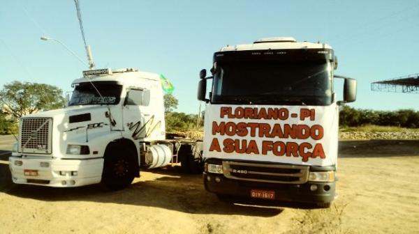 Caminhoneiros iniciam protestos em Floriano.(Imagem:FlorianoNews)