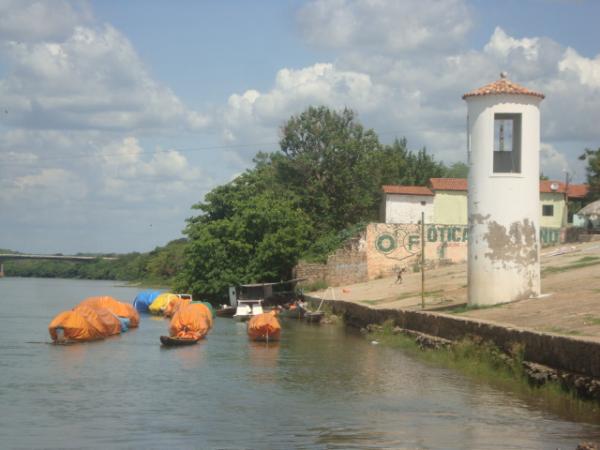 Farol do cais de Floriano(Imagem:redação)