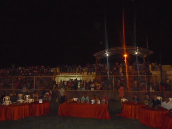 Classe estudantil prestigia Uma Noite de Beleza, Voz, Dança e Elegância em Barão de Grajaú.(Imagem:FlorianoNews)