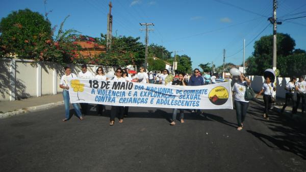 Caminhada marcou Dia Nacional de Combate à Exploração Sexual de Crianças em Floriano(Imagem:FlorianoNews)