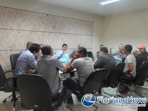 Reunião com Prefeito e Sindicato debate recursos do FUNDEB.(Imagem:FlorianoNews)