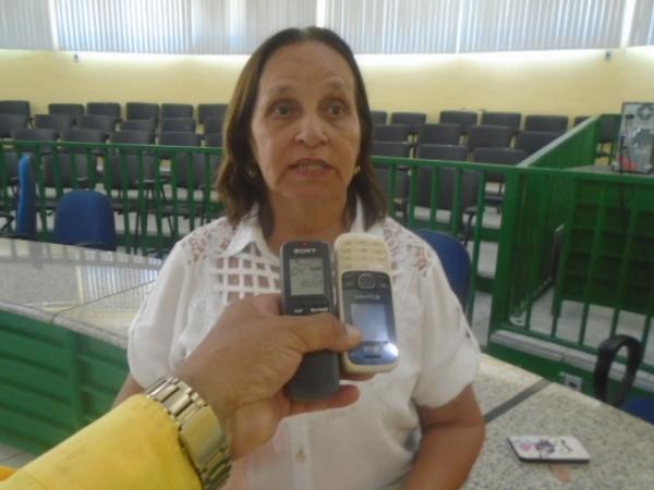 Professora Léa Almeida(Imagem:FlorianoNews)