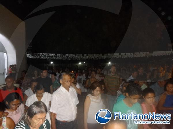 Missa marca encerramento do 13º Cerco de Jericó na Paróquia Nossa Senhora das Graças.(Imagem:FlorianoNews)