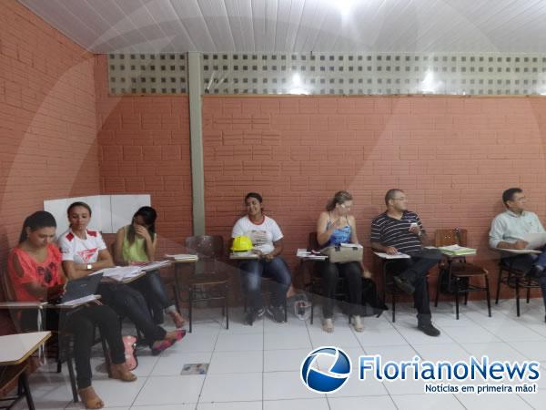 Fundação Joaquim Alencar realizou reunião para apresentação do projeto de Campanha.(Imagem:FlorianoNews)