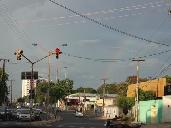 Meteorologia não descarta possibilidade de novas chuvas de granizo.(Imagem:Catarina Costa/G1 PI)