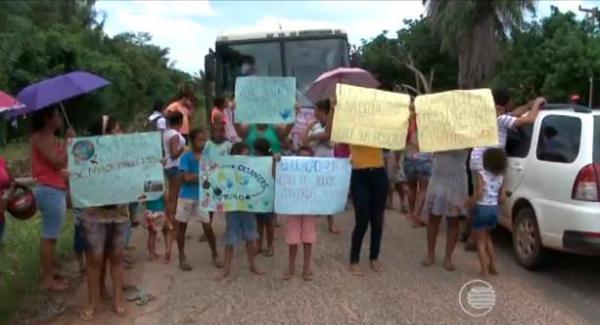 Há dois anos os alunos foram transferidos para uma escola da região.(Imagem:Reprodução)