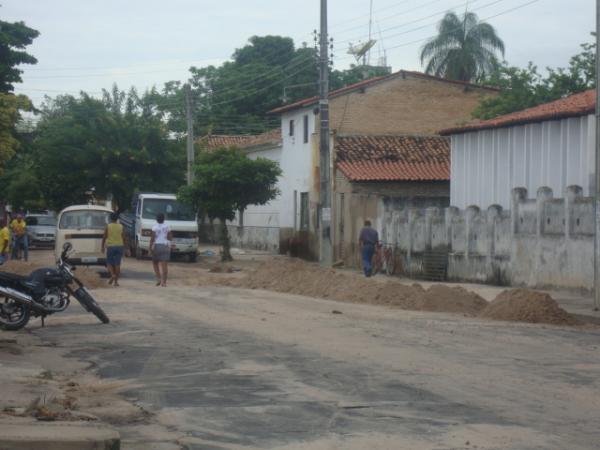 Rua Raimundo Castro, limpeza das chuvas(Imagem:redação)