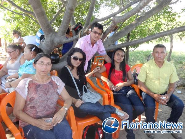 Festa do Vaqueiro animou o sábado na localidade Saco.(Imagem:FlorianoNews)