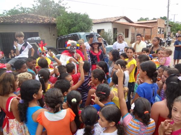 Palhaço Carrapeta comemora o Dia das Crianças. (Imagem:FlorianoNews)