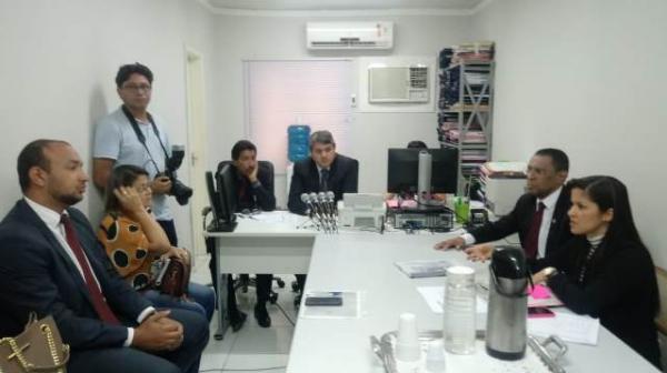Reunião discute alto índice de demandas judiciais de medicamentos em Floriano.(Imagem:FlorianoNews)