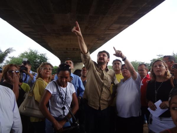 Wilson Martins assina ordem de serviço para a construção do Parque Beira-rio.(Imagem:FlorianoNews)