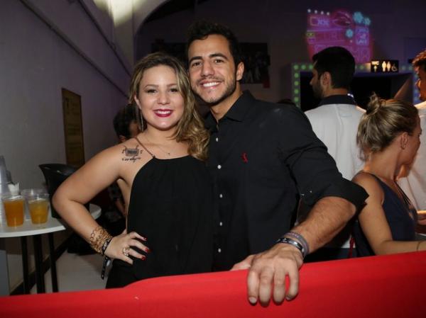 Ex-BBB Cacau comemora aniversário com Matheus em festa no Rio.(Imagem:Divulgação)