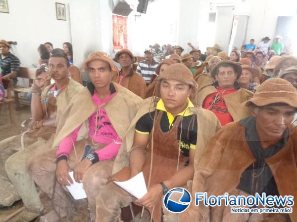 Programação da XXIII Festa do Vaqueiro na cidade de Nazaré do Piauí reinicia com missa.(Imagem:FlorianoNews)