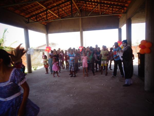 Comunidade São João Batista realiza festa para crianças.(Imagem:FlorianoNews)