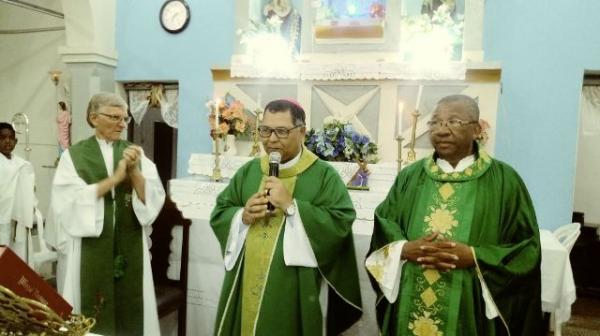 Padre Luiz de França é empossado na Paróquia de Nossa Senhora de Nazaré.(Imagem:FlorianoNews)