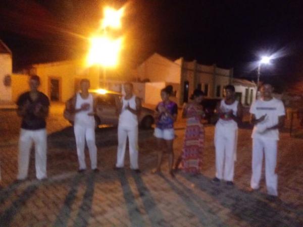 Capoeiristas celebram Semana da Consciência Negra com roda de capoeira em Floriano.(Imagem:FlorianoNews)