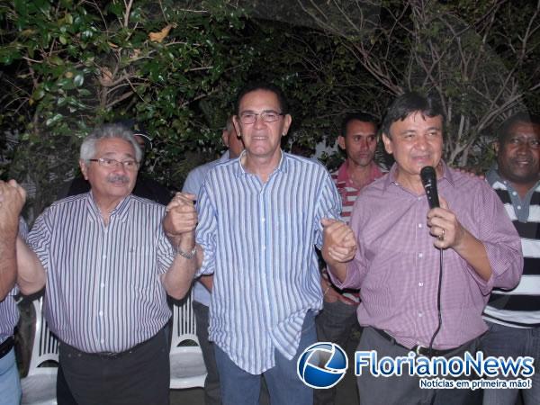 Oscar Procópio recebe Senador Wellington Dias e de Helmano Ferrer em sua residência.(Imagem:FlorianoNews)