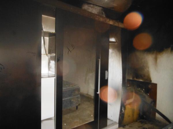 Curto-circuito provoca incêndio e destrói quarto em Floriano.(Imagem:FlorianoNews)