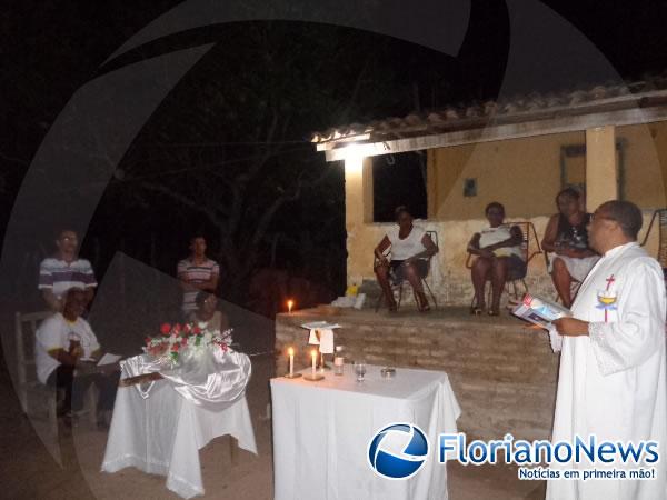 Comunidades rurais de Floriano encerraram festejos alusivos a Santa Teresinha.(Imagem:FlorianoNews)