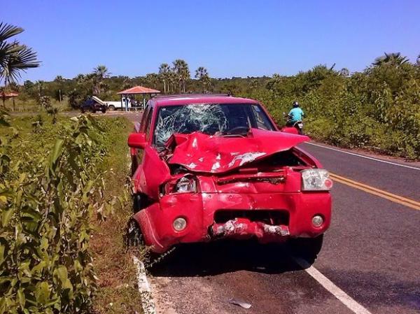 Moto colidiu frontalmente com picape na PI-211.(Imagem:Frank Cardoso/portalbocadopovo)