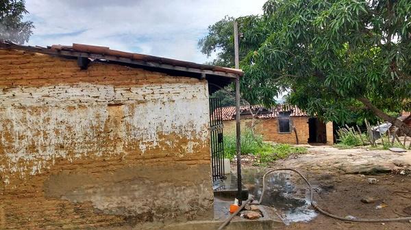 Após briga entre vizinhos, casas são incendiadas em Floriano.(Imagem:Divulgação/jc24horas)