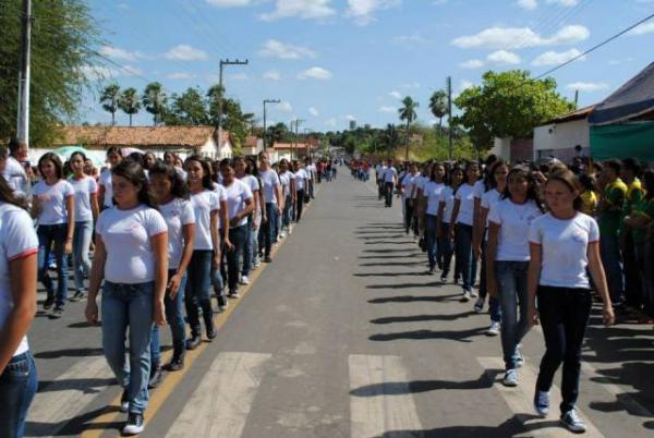 Emoção marca o resgate do desfile cívico de 7 de setembro em Barão de Grajaú.(Imagem:ASCOM)