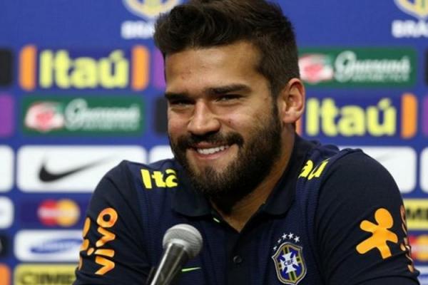 Alisson está na frente por vaga de goleiro na Copa de 2018, diz Tite.(Imagem:Ig.com)