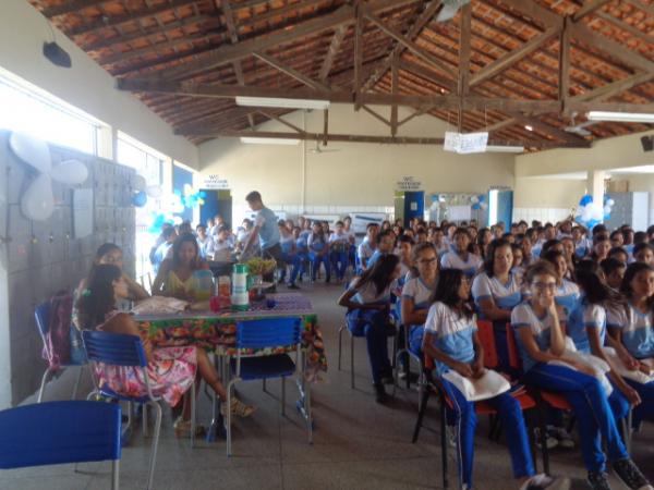 Unidade Escolar Bucar Neto realiza culminância do Projeto Resgatando Valores.(Imagem:FlorianoNews)