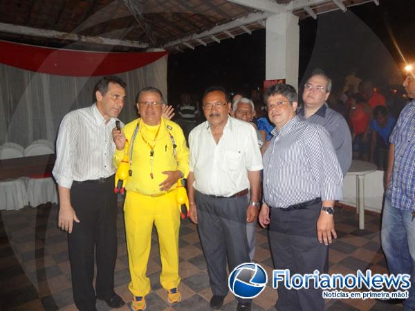 Gustavo Neiva participou de posse da nova diretoria de Sindicato Rural.(Imagem:FlorianoNews)