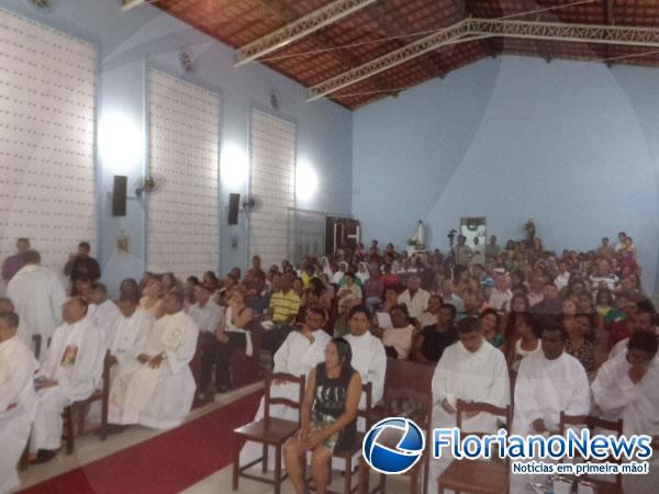 Realizada ordenação diaconal do Frei Aldemar Pereira em Floriano.(Imagem:FlorianoNews)