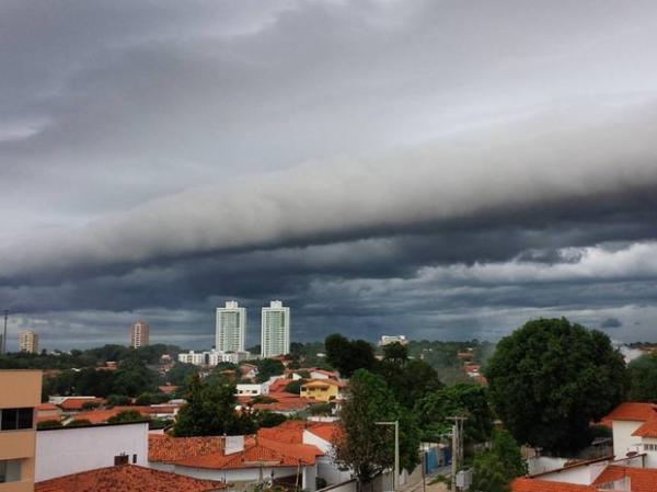 Fenômeno raro é visto no céu de Teresina(Imagem:Daniele Santos)